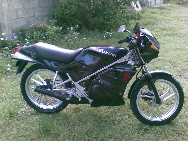 Suzuki RG50 in Mauritius