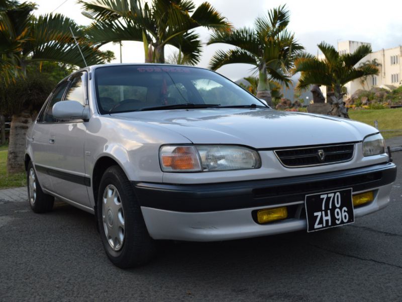 Toyota Corolla EE-111 in Mauritius
