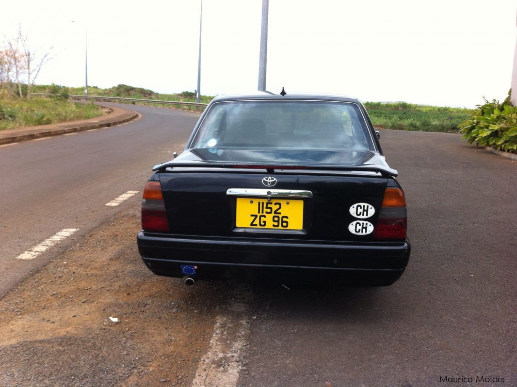 Toyota Crown in Mauritius