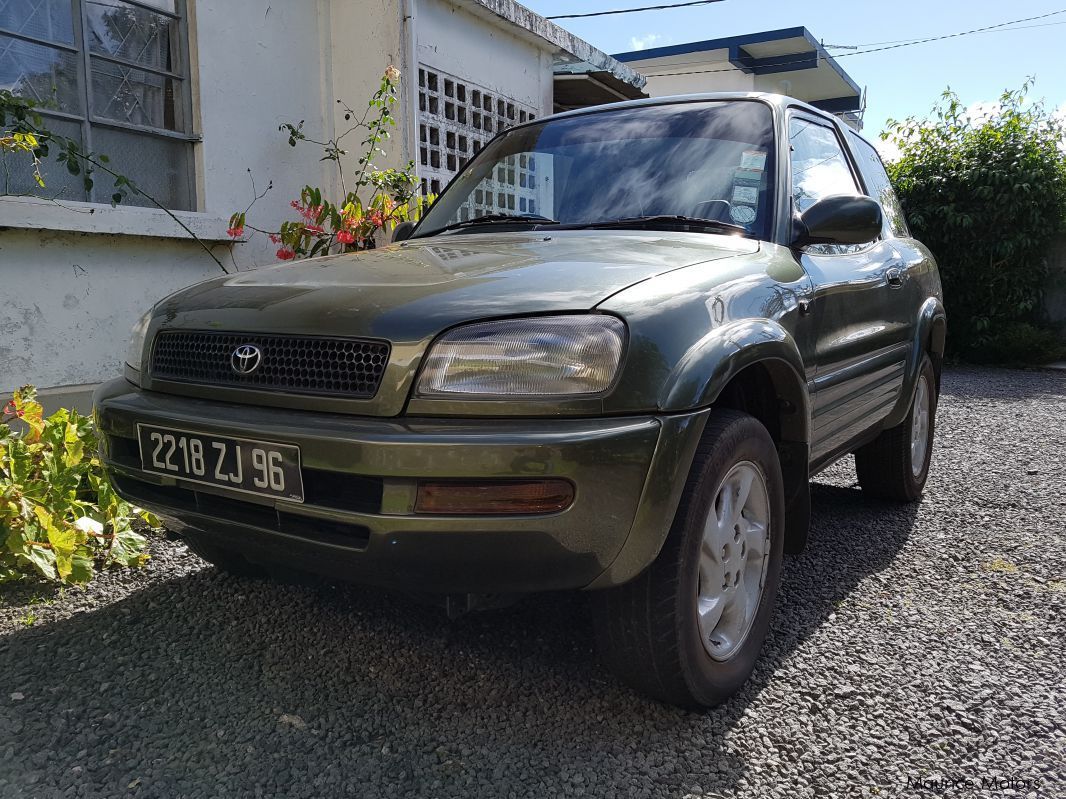 Toyota Rav4 3 Doors in Mauritius