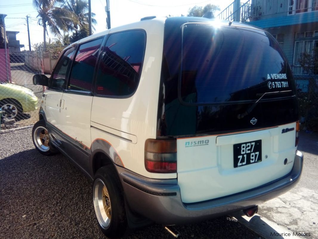 Nissan serena in Mauritius