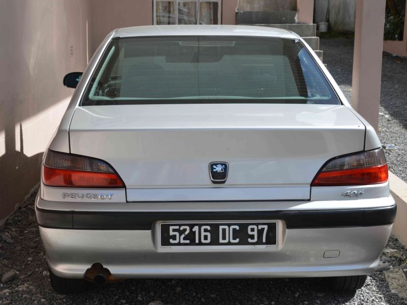 Peugeot 406 ST in Mauritius