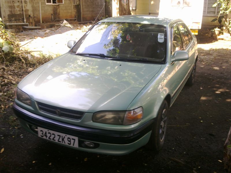 Toyota corolla EE111 in Mauritius