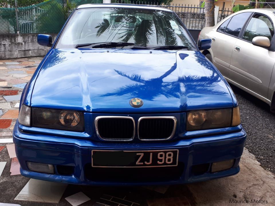 BMW 320i E36 in Mauritius