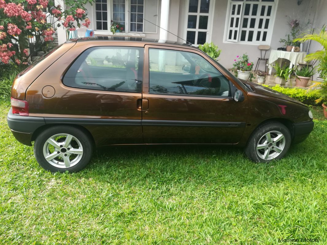 Citroen Saxo in Mauritius