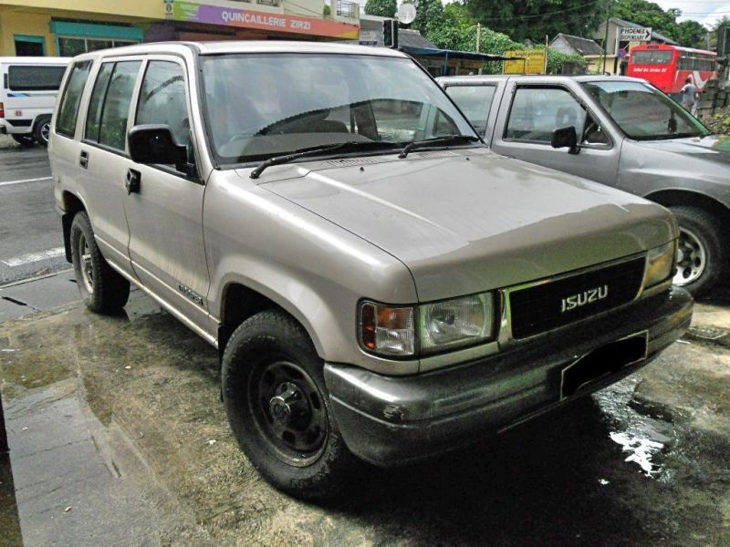 Isuzu Trooper TD in Mauritius