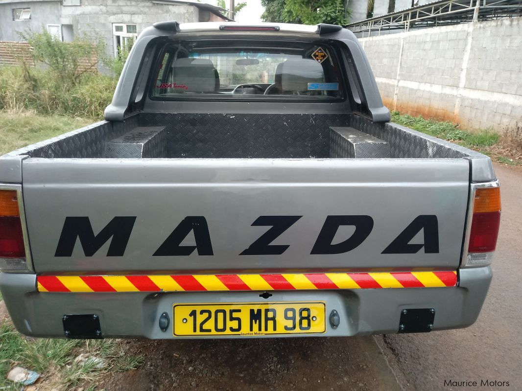 Mazda B 2500 in Mauritius