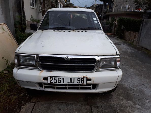 Mazda B2500 in Mauritius