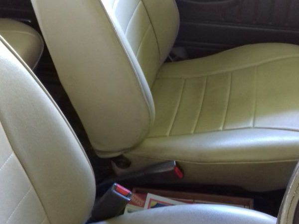 Mazda B2500 in Mauritius