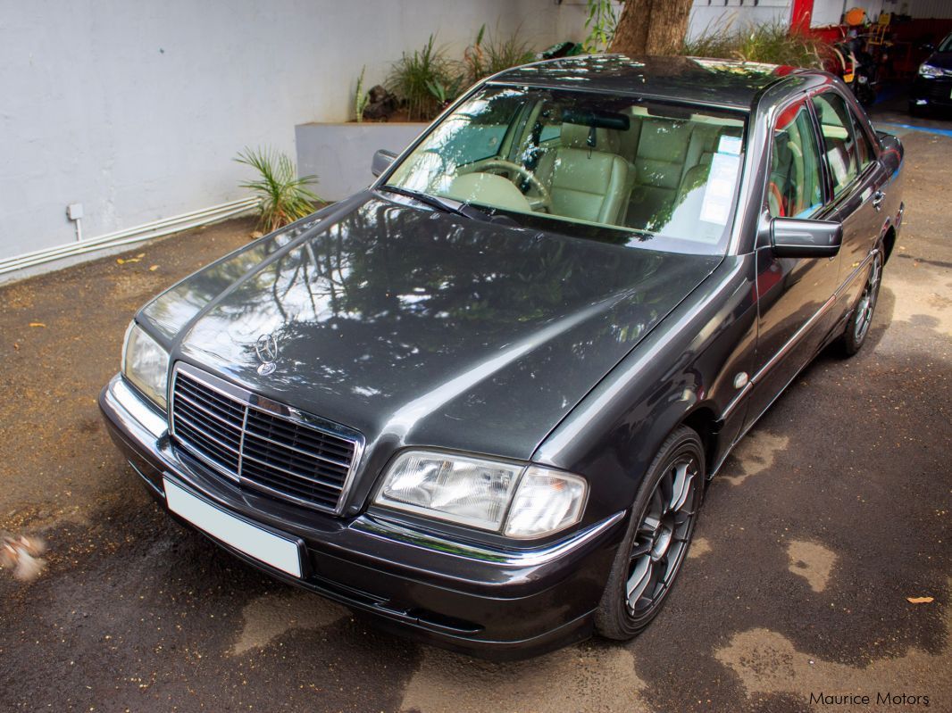 Mercedes-Benz C180 in Mauritius