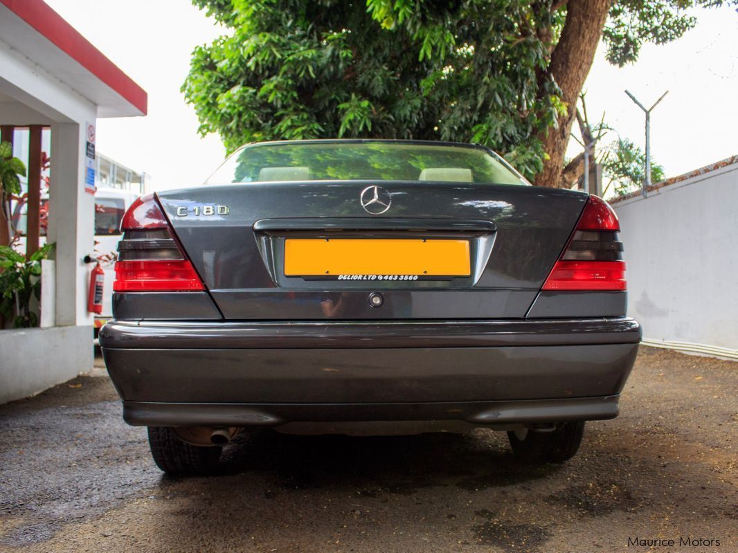 Mercedes-Benz C180 in Mauritius