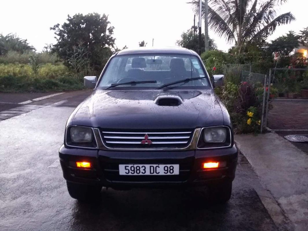 Used Mitsubishi 4x4 | 1998 4x4 for sale | Terre rouge Mitsubishi 4x4 ...