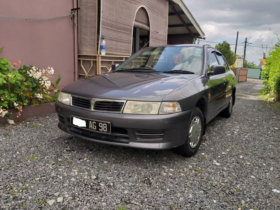 Mitsubishi LANCER 1.3 GL in Mauritius