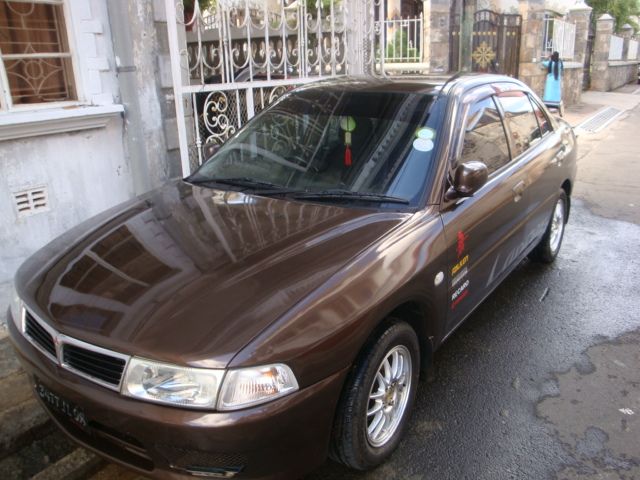 Mitsubishi Lancer glx in Mauritius