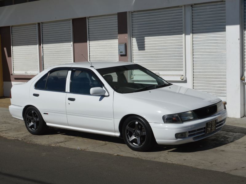 Nissan B14 in Mauritius