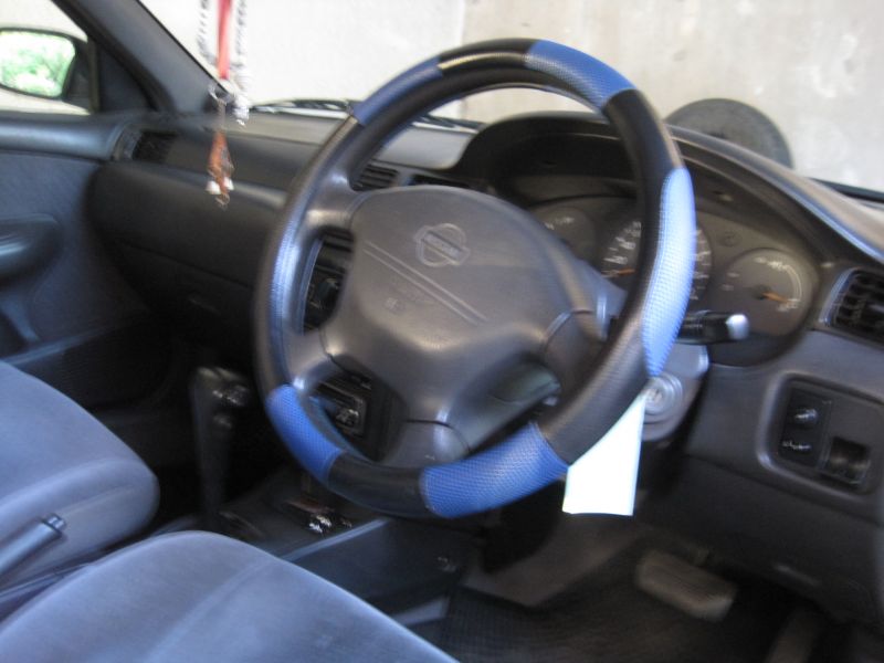 Nissan B14 in Mauritius