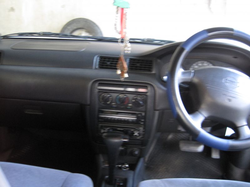 Nissan B14 in Mauritius