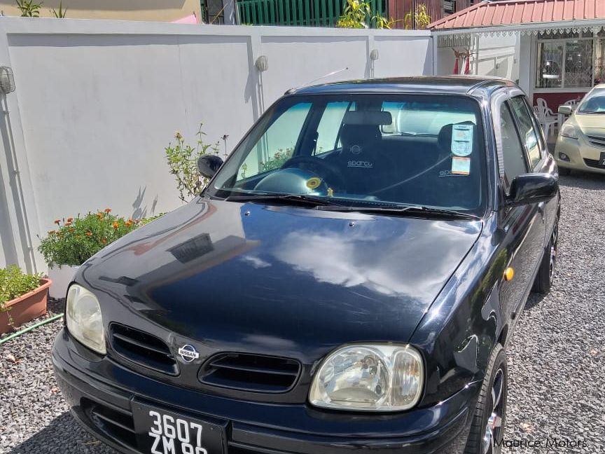 Nissan March EK11 in Mauritius