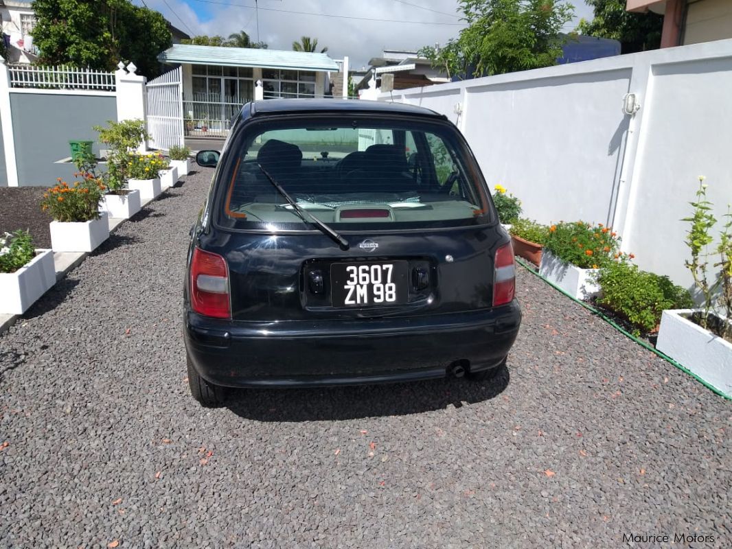 Nissan March EK11 in Mauritius