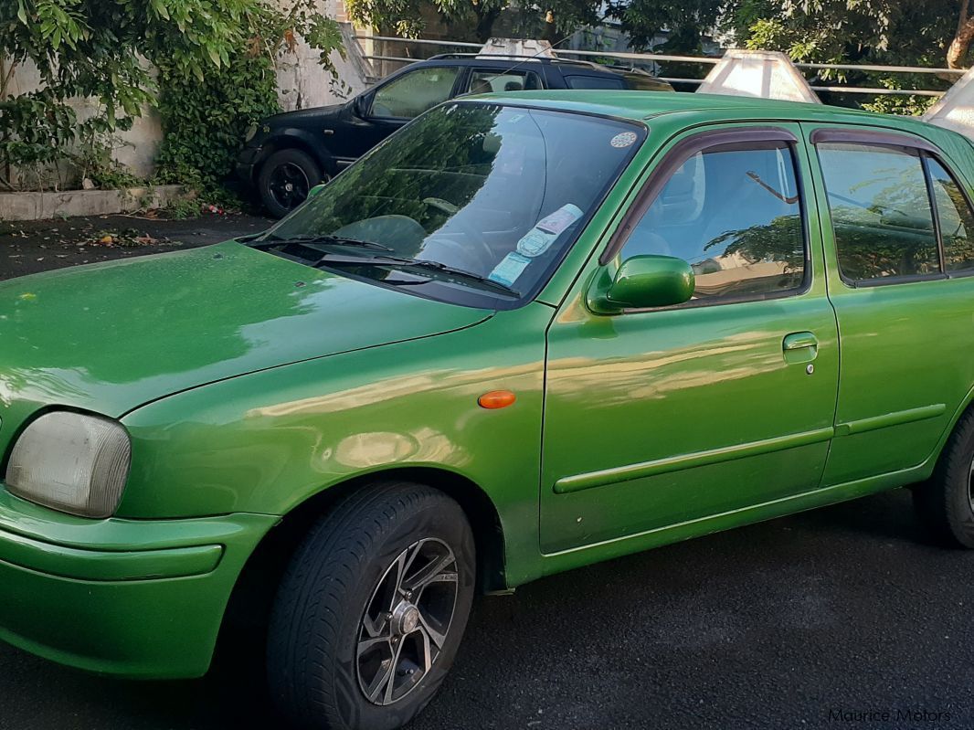 Nissan Micra K11 in Mauritius