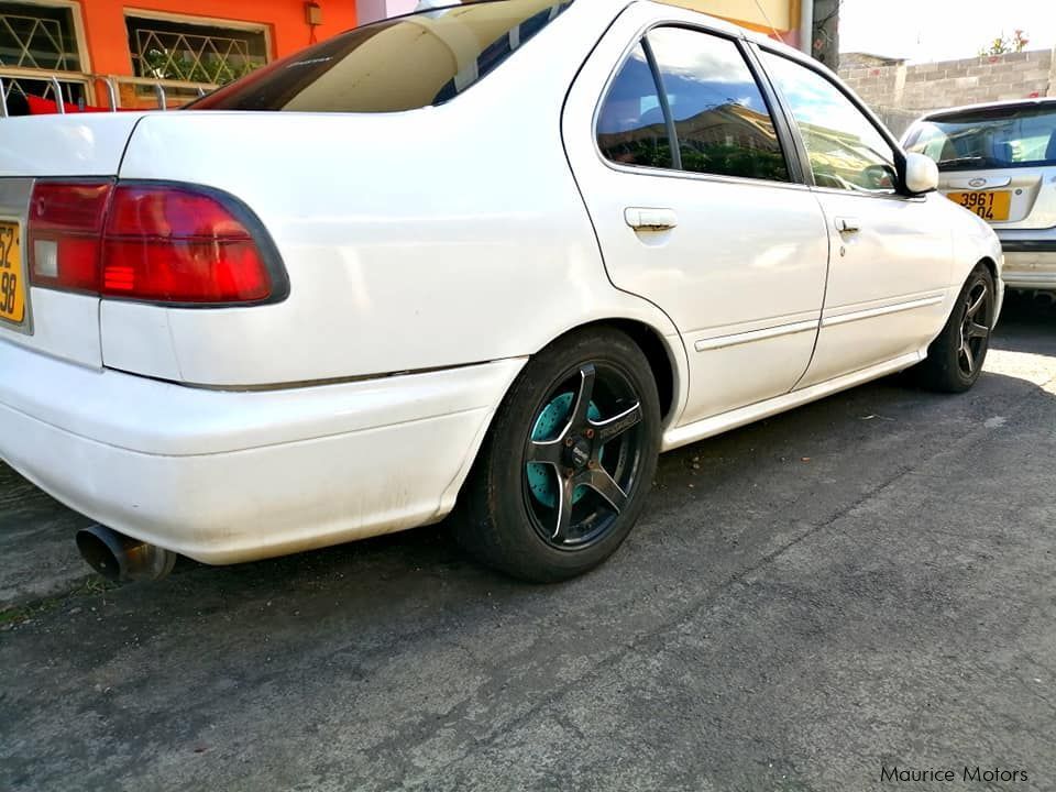 Nissan SUNNY B14 in Mauritius