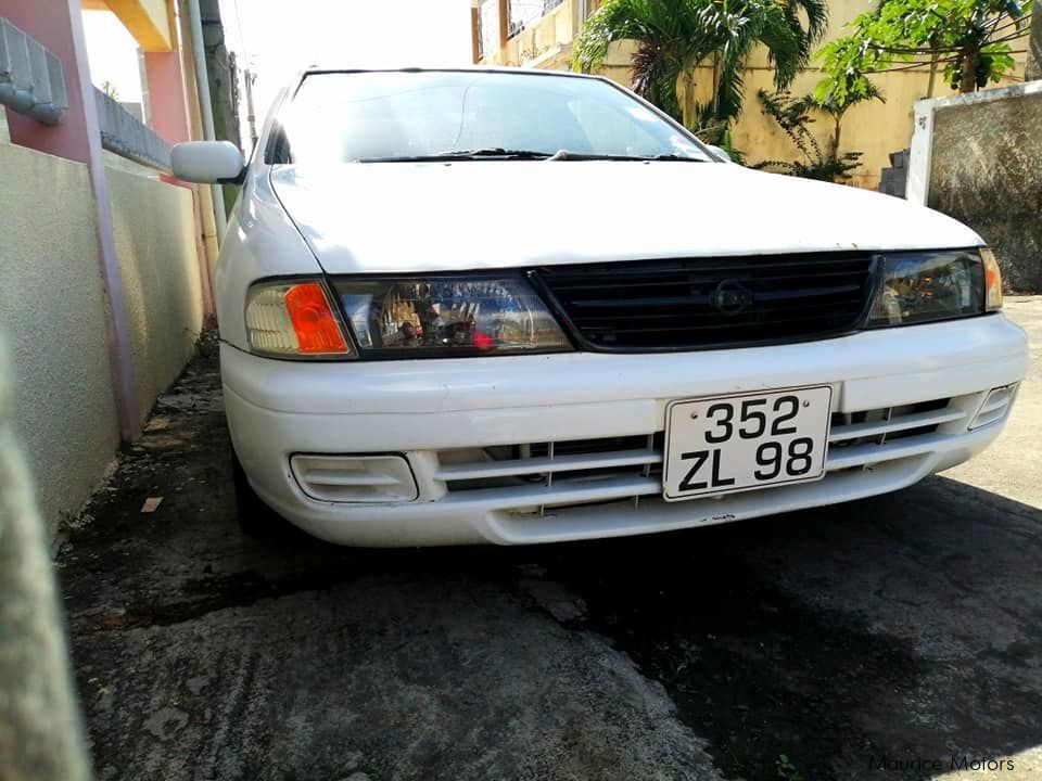 Nissan SUNNY B14 in Mauritius