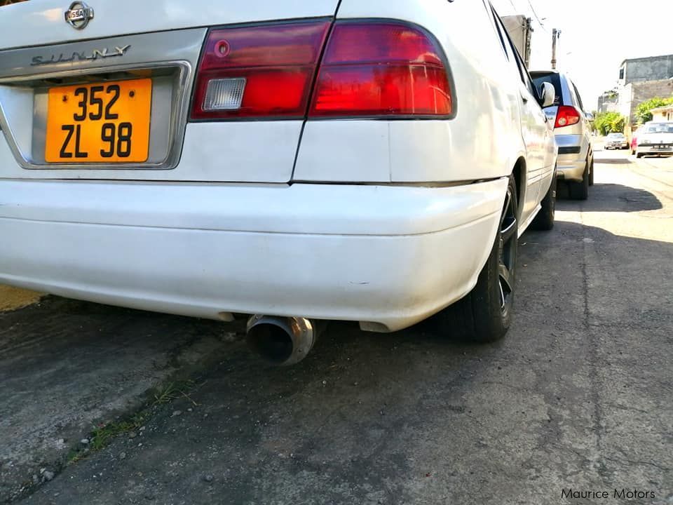 Nissan SUNNY B14 in Mauritius