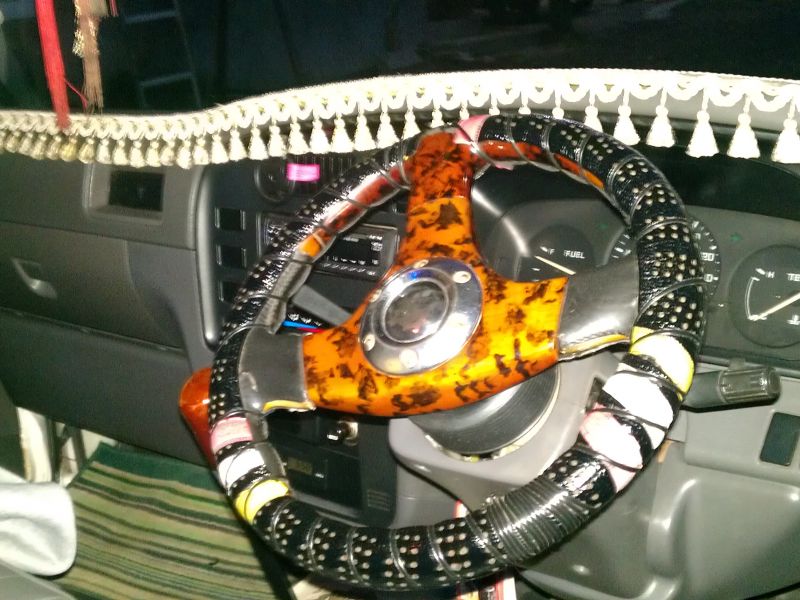 Nissan urvan e24 in Mauritius