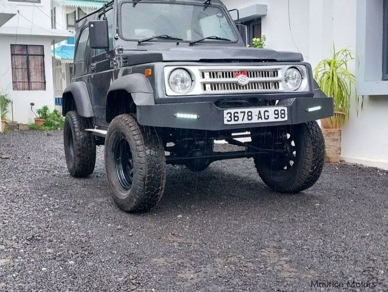 Suzuki Samurai in Mauritius