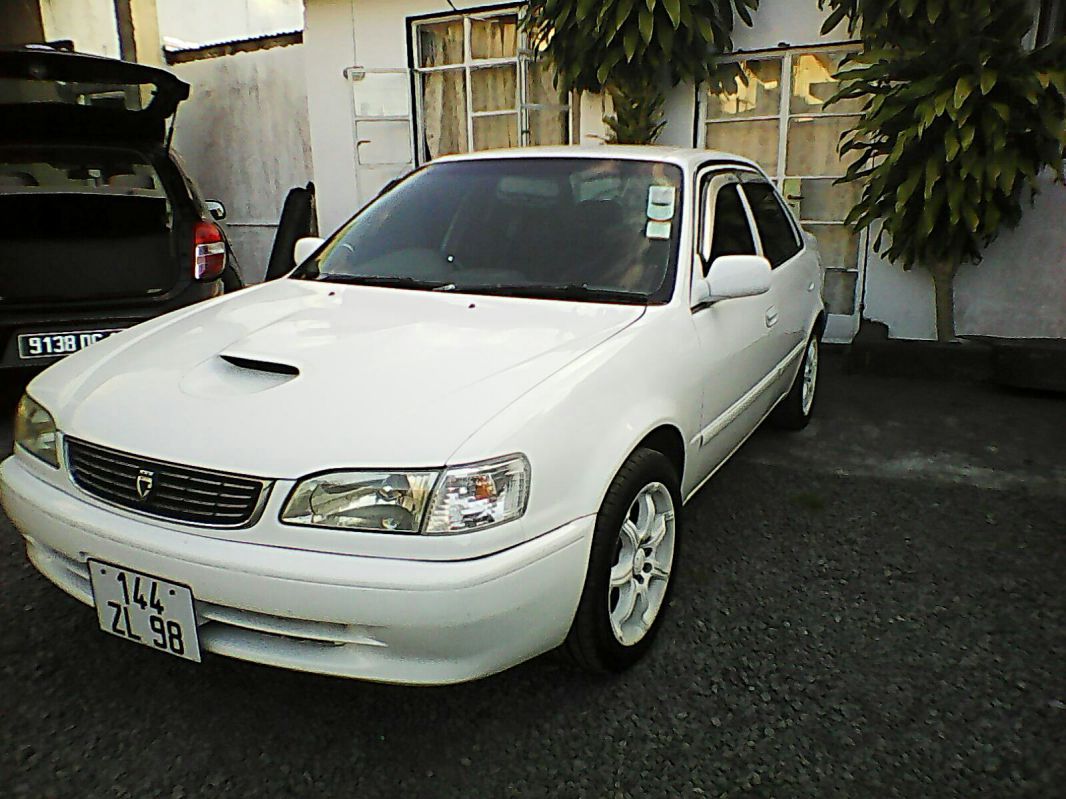 Toyota Ee111 glanza in Mauritius ...