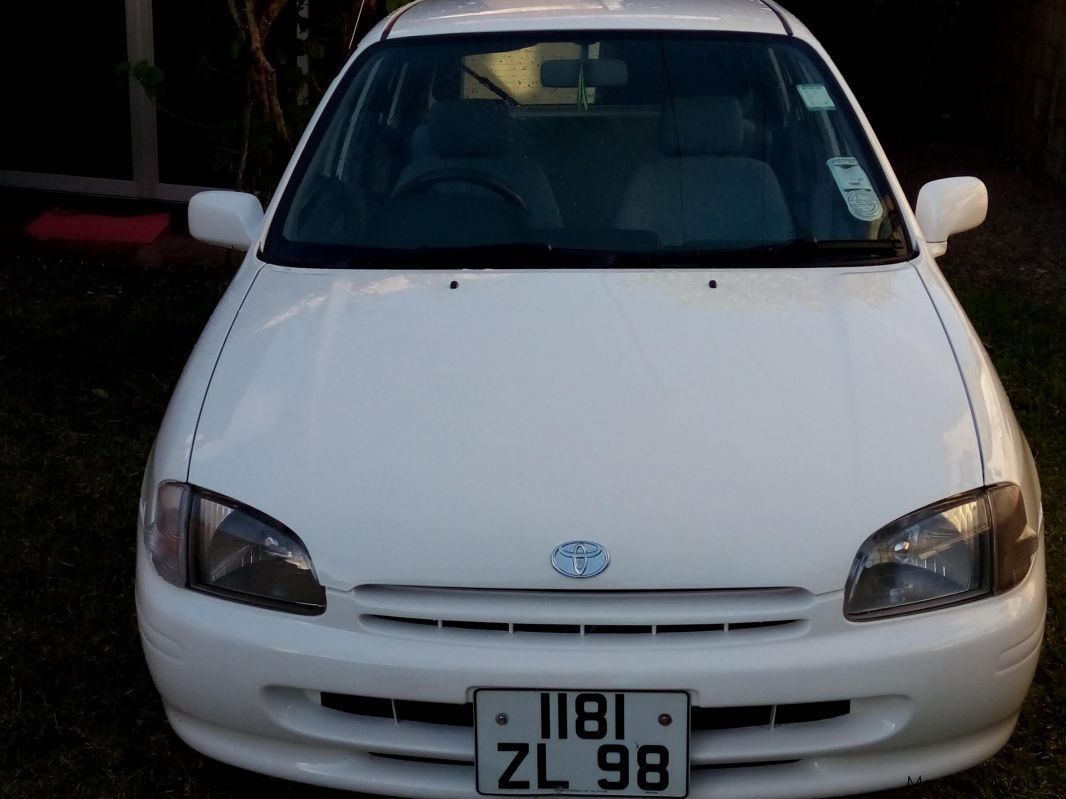 Toyota Starlet Reflet in Mauritius