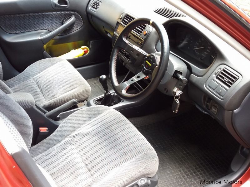 Honda Civic EK3 in Mauritius