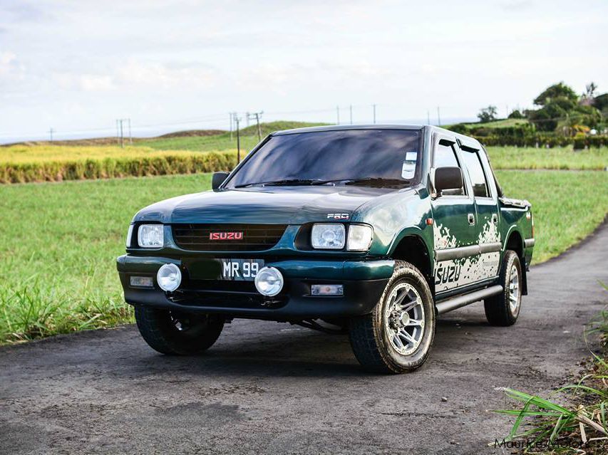 Isuzu KB 250 Le in Mauritius