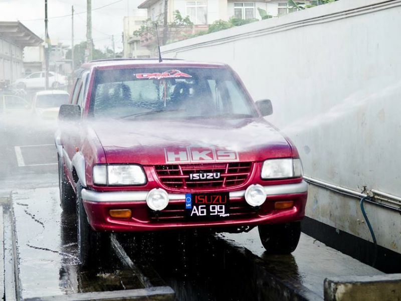 Isuzu KB280 DT LX in Mauritius