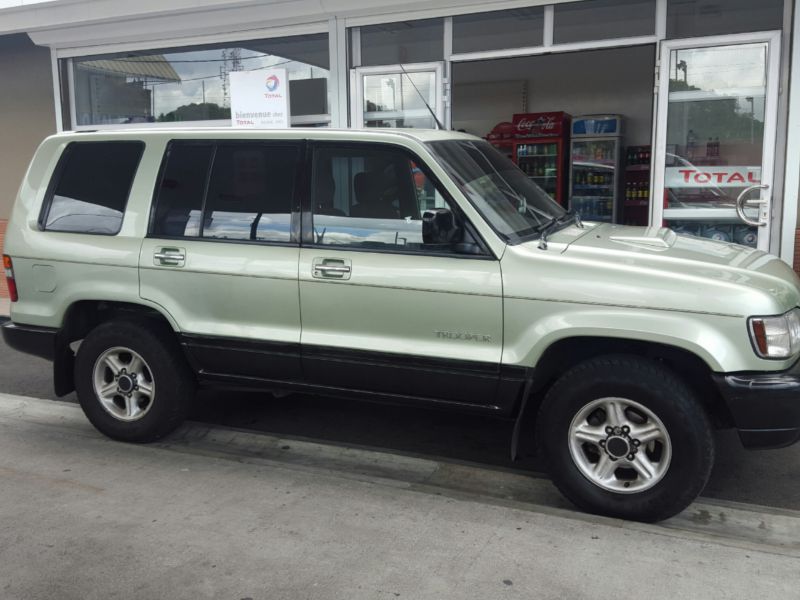 Isuzu Trooper in Mauritius