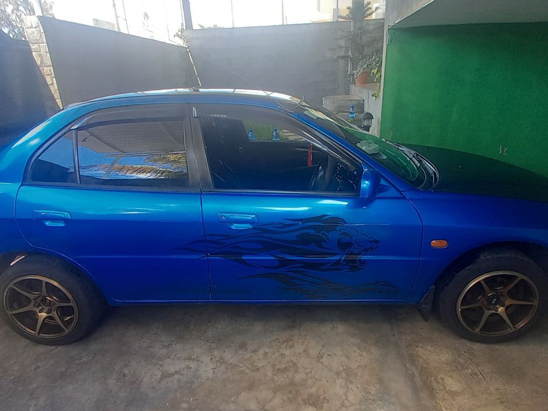 Used Mitsubishi Lancer 1999 Lancer for sale Roches Brunes
