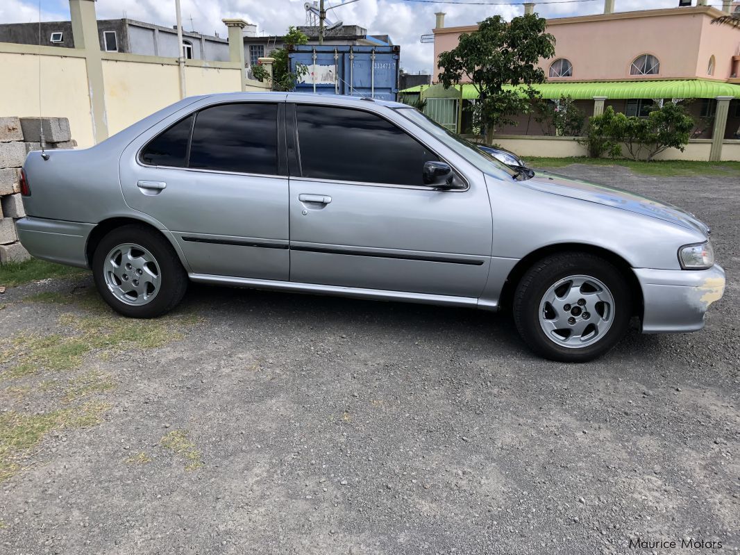 Nissan B14 in Mauritius