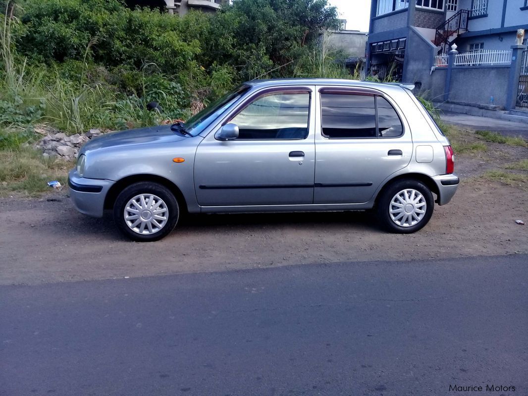 Nissan March K11 in Mauritius