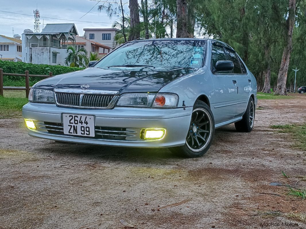 Nissan Sunny B14 in Mauritius