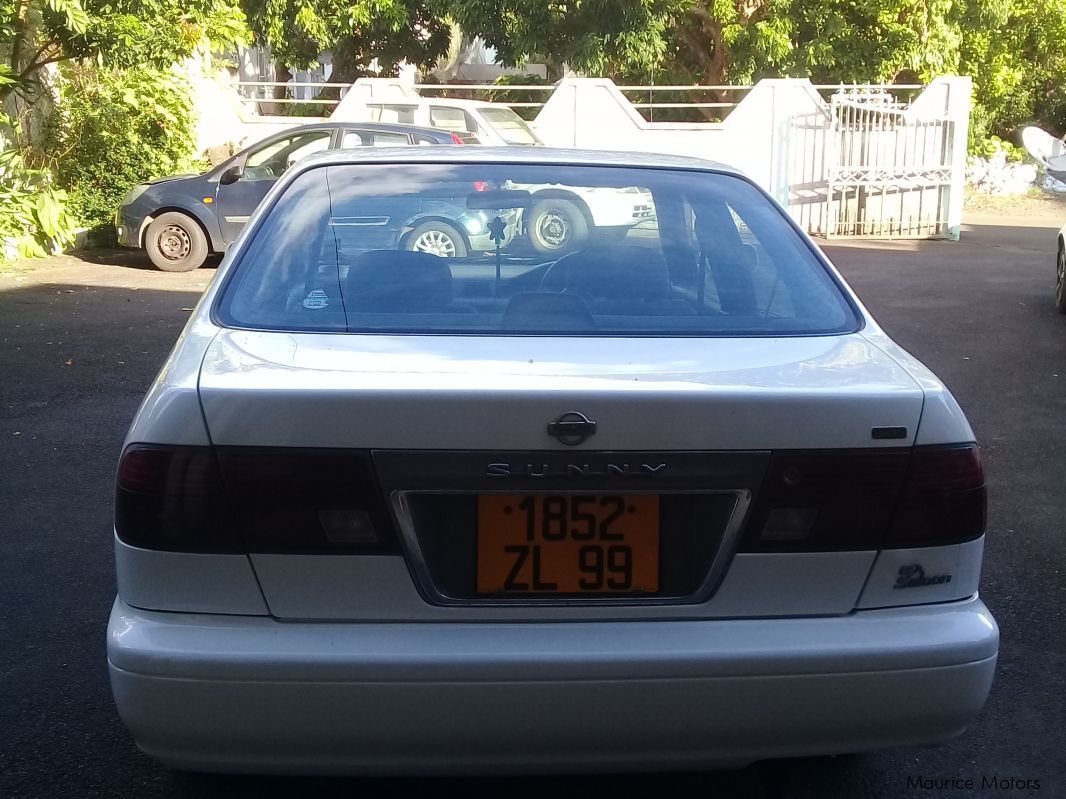 Nissan Sunny B14 in Mauritius