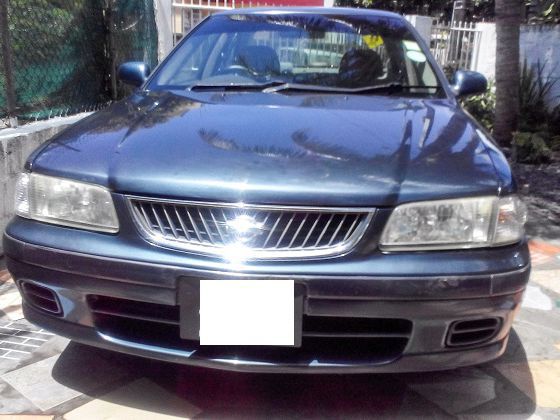 Nissan Sunny B15 in Mauritius