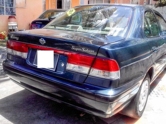 Nissan Sunny B15 in Mauritius