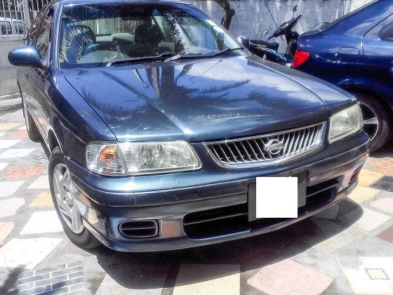 Nissan Sunny B15 in Mauritius
