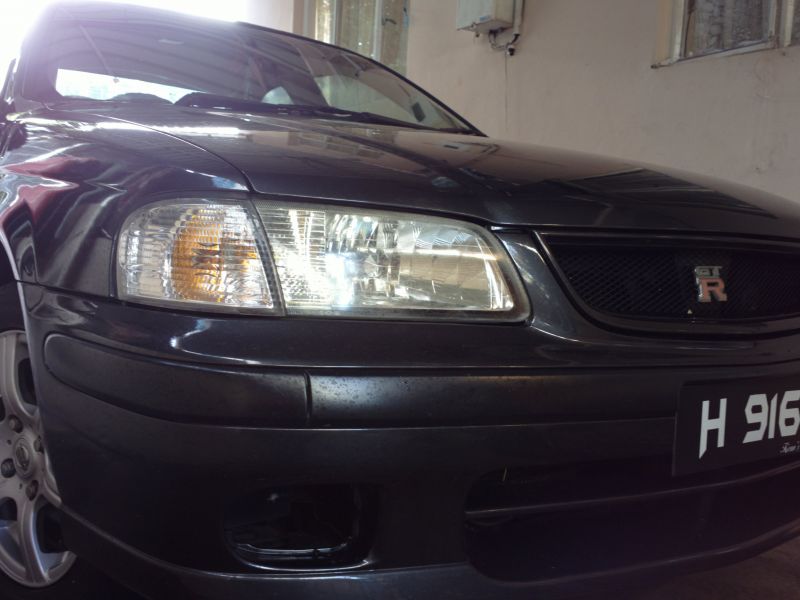 Nissan Sunny FB15 in Mauritius