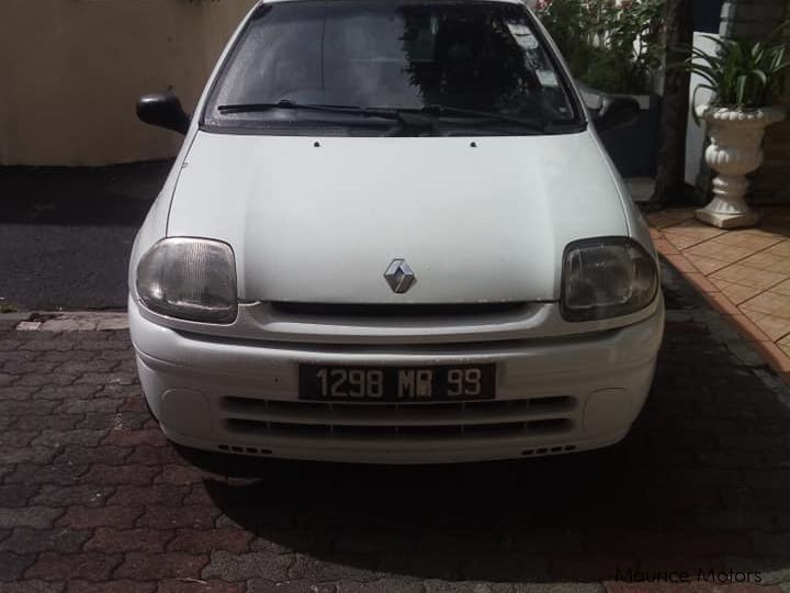 Renault clio 2 in Mauritius