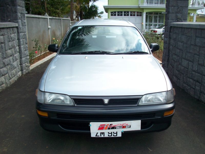 Toyota Autovan (EE102) in Mauritius