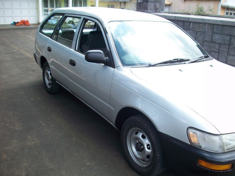 Toyota corolla ee102