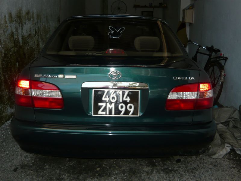 Toyota Corolla AE 110 SE Saloon L in Mauritius