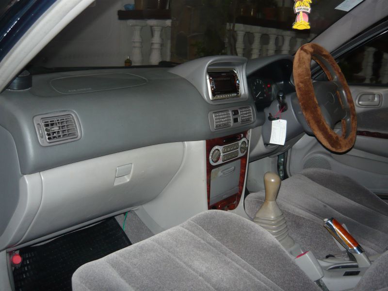 Toyota Corolla AE 110 SE Saloon L in Mauritius