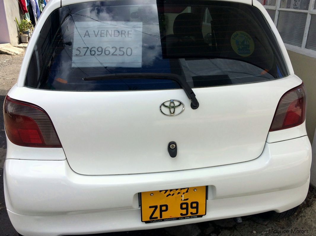 Toyota vitz(echo) in Mauritius